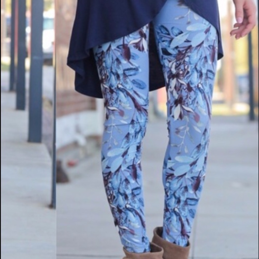 NWT Floral leggings! One size 2-12